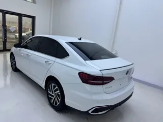 Volkswagen Lavida 2023 купить из Китая, цена 1 589 000 ₽ — Suifenhe Auto