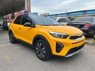 Kia Stonic 2023 купить из Китая, цена 1 285 000 ₽ — Suifenhe Auto