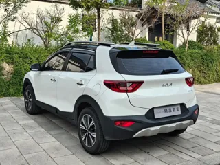 Kia Stonic 2026 купить из Китая, цена 1 563 000 ₽ — Suifenhe Auto