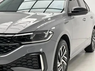 Volkswagen Lavida 2022 купить из Китая, цена 1 576 000 ₽ — Suifenhe Auto