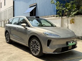 Shangjie H5 2025 купить из Китая, цена 3 822 000 ₽ — Suifenhe Auto