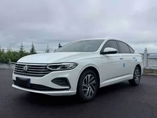 Volkswagen Lavida 2023 купить из Китая, цена 1 691 000 ₽ — Suifenhe Auto