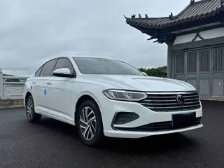 Volkswagen Lavida 2023 купить из Китая, цена 1 691 000 ₽ — Suifenhe Auto