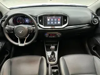 Kia Stonic 2021 купить из Китая, цена 1 462 000 ₽ — Suifenhe Auto