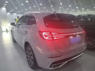 Hongqi HS5 2024 купить из Китая, цена 3 512 000 ₽ — Suifenhe Auto