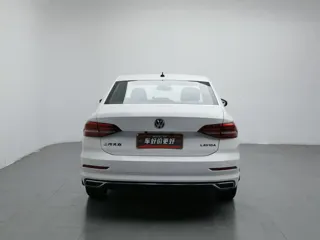 Volkswagen Lavida 2019 купить из Китая, цена 1 331 000 ₽ — Suifenhe Auto