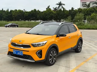 Kia Stonic 2018 купить из Китая, цена 1 134 000 ₽ — Suifenhe Auto
