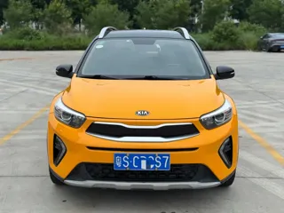 Kia Stonic 2018 купить из Китая, цена 1 134 000 ₽ — Suifenhe Auto