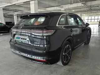 Shangjie H5 2025 купить из Китая, цена 3 971 000 ₽ — Suifenhe Auto