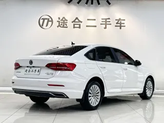 Volkswagen Lavida 2020 купить из Китая, цена 1 455 000 ₽ — Suifenhe Auto
