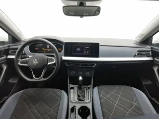 Volkswagen Lavida 2023 купить из Китая, цена 1 163 000 ₽ — Suifenhe Auto