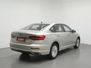 Volkswagen Lavida 2020 купить из Китая, цена 1 371 000 ₽ — Suifenhe Auto