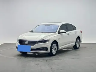 Volkswagen Lavida 2020 купить из Китая, цена 1 436 000 ₽ — Suifenhe Auto