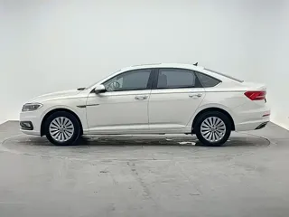 Volkswagen Lavida 2020 купить из Китая, цена 1 436 000 ₽ — Suifenhe Auto