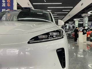 Shangjie H5 2025 купить из Китая, цена 3 931 000 ₽ — Suifenhe Auto