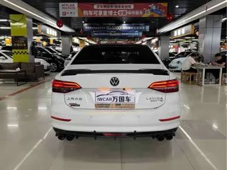 Volkswagen Lavida 2021 купить из Китая, цена 1 323 000 ₽ — Suifenhe Auto