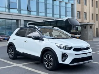 Kia Stonic 2021 купить из Китая, цена 1 371 000 ₽ — Suifenhe Auto