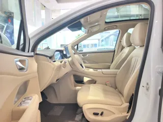 Shangjie H5 2025 купить из Китая, цена 3 694 000 ₽ — Suifenhe Auto