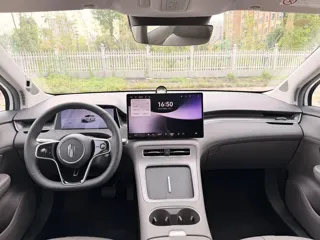 Shangjie H5 2025 купить из Китая, цена 3 894 000 ₽ — Suifenhe Auto
