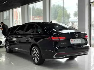 Volkswagen Lavida 2023 купить из Китая, цена 1 731 000 ₽ — Suifenhe Auto