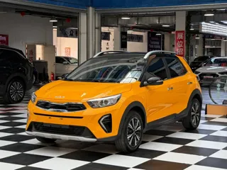 Kia Stonic 2023 купить из Китая, цена 1 454 000 ₽ — Suifenhe Auto