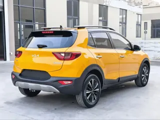 Kia Stonic 2022 купить из Китая, цена 1 350 000 ₽ — Suifenhe Auto