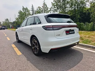 Shangjie H5 2025 купить из Китая, цена 4 003 000 ₽ — Suifenhe Auto