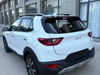 Kia Stonic 2022 купить из Китая, цена 1 376 000 ₽ — Suifenhe Auto