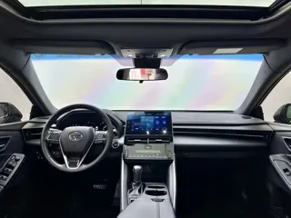 Toyota Avalon 2024 купить из Китая, цена 5 786 000 ₽ — Suifenhe Auto