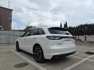 Shangjie H5 2026 купить из Китая, цена 4 531 000 ₽ — Suifenhe Auto