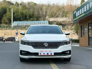 Volkswagen Lavida 2022 купить из Китая, цена 1 471 000 ₽ — Suifenhe Auto