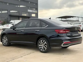 Volkswagen Lavida 2023 купить из Китая, цена 2 950 000 ₽ — Suifenhe Auto