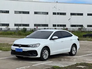 Volkswagen Lavida 2023 купить из Китая, цена 1 267 000 ₽ — Suifenhe Auto