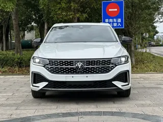 Volkswagen Lavida 2024 купить из Китая, цена 2 822 000 ₽ — Suifenhe Auto