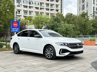Volkswagen Lavida 2024 купить из Китая, цена 2 822 000 ₽ — Suifenhe Auto