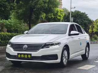 Volkswagen Lavida 2019 купить из Китая, цена 1 333 000 ₽ — Suifenhe Auto