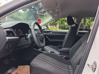 Volkswagen Lavida 2019 купить из Китая, цена 1 333 000 ₽ — Suifenhe Auto