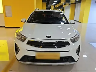 Kia Stonic 2019 купить из Китая, цена 1 148 000 ₽ — Suifenhe Auto