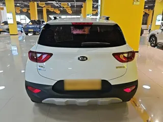Kia Stonic 2019 купить из Китая, цена 1 148 000 ₽ — Suifenhe Auto
