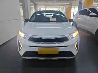 Kia Stonic 2024 купить из Китая, цена 1 593 000 ₽ — Suifenhe Auto