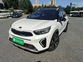 Kia Stonic 2018 купить из Китая, цена 1 245 000 ₽ — Suifenhe Auto