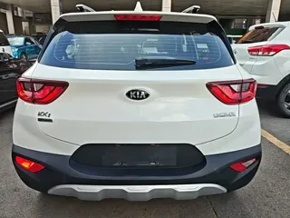 Kia Stonic 2020 купить из Китая, цена 1 163 000 ₽ — Suifenhe Auto
