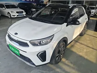 Kia Stonic 2018 купить из Китая, цена 1 136 000 ₽ — Suifenhe Auto