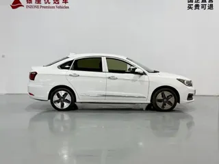 Dongfeng Aeolus E70 2021 купить из Китая, цена 925 000 ₽ — Suifenhe Auto