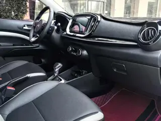 Kia Stonic 2019 купить из Китая, цена 1 226 000 ₽ — Suifenhe Auto