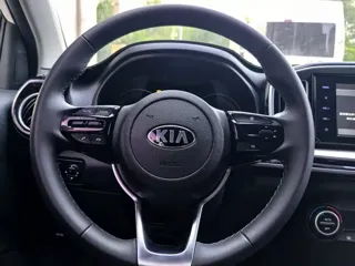 Kia Stonic 2019 купить из Китая, цена 1 226 000 ₽ — Suifenhe Auto
