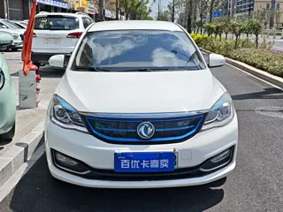 Dongfeng Aeolus E70 2020 купить из Китая, цена 825 000 ₽ — Suifenhe Auto