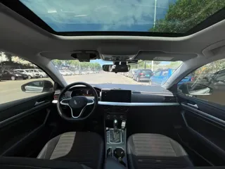 Volkswagen Lavida 2023 купить из Китая, цена 1 497 000 ₽ — Suifenhe Auto