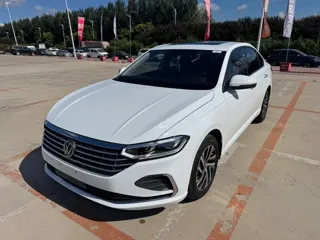 Volkswagen Lavida 2023 купить из Китая, цена 1 554 000 ₽ — Suifenhe Auto