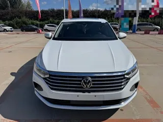 Volkswagen Lavida 2023 купить из Китая, цена 1 554 000 ₽ — Suifenhe Auto